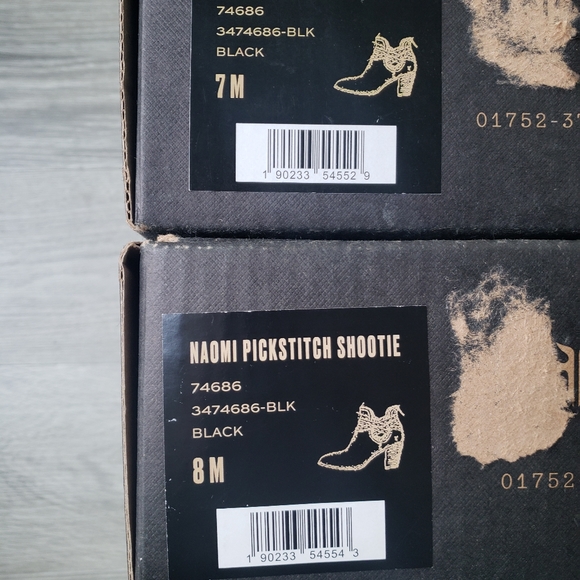 Frye Naomi Pickstitch Shootie - Picture 12 of 12